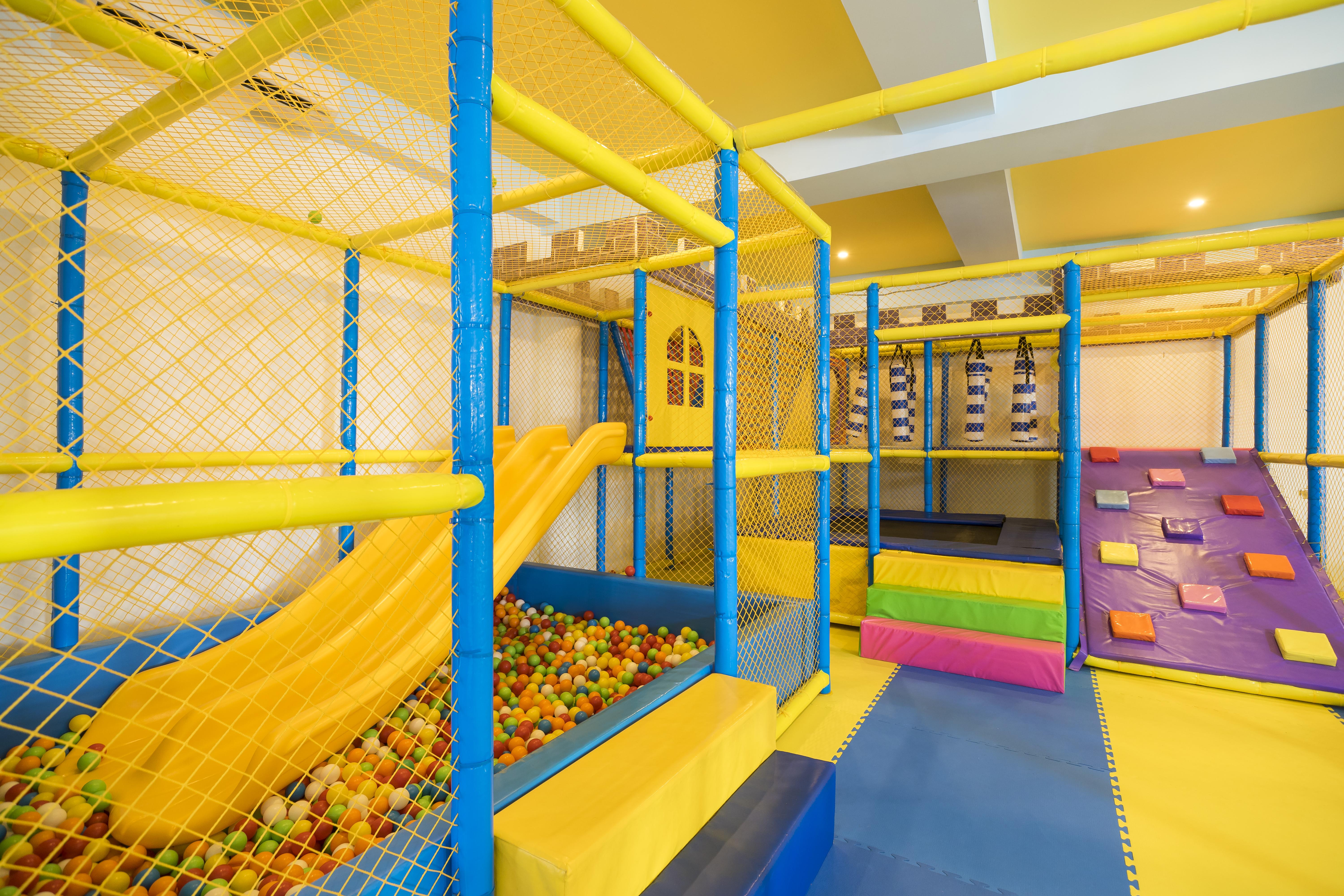 Grand Mirage Resort & Thalasso Bali Nusa Dua (Bali) Exterior foto An indoor playground in Japan