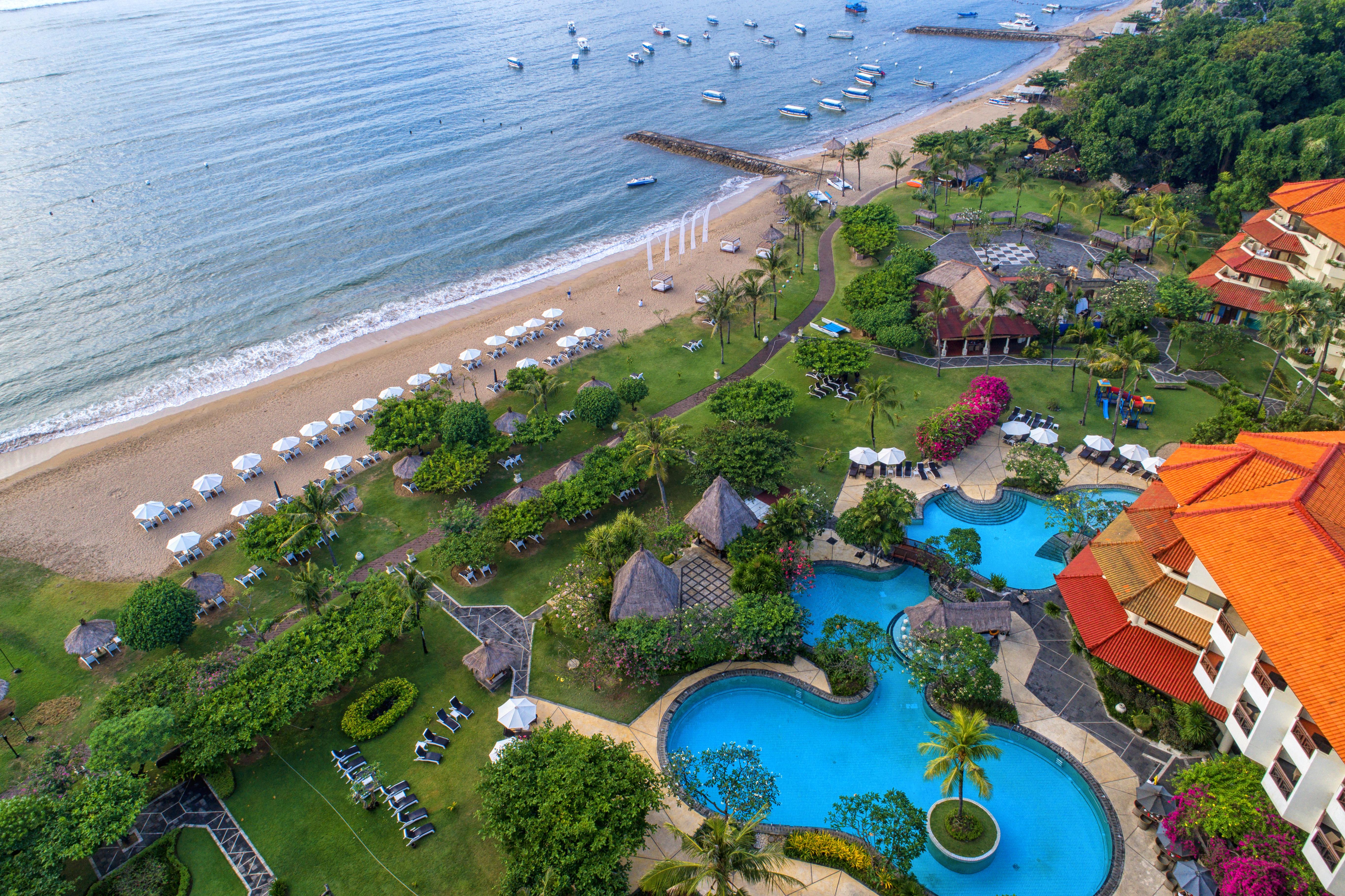 Grand Mirage Resort & Thalasso Bali Nusa Dua (Bali) Exterior foto Aerial view of the resort
