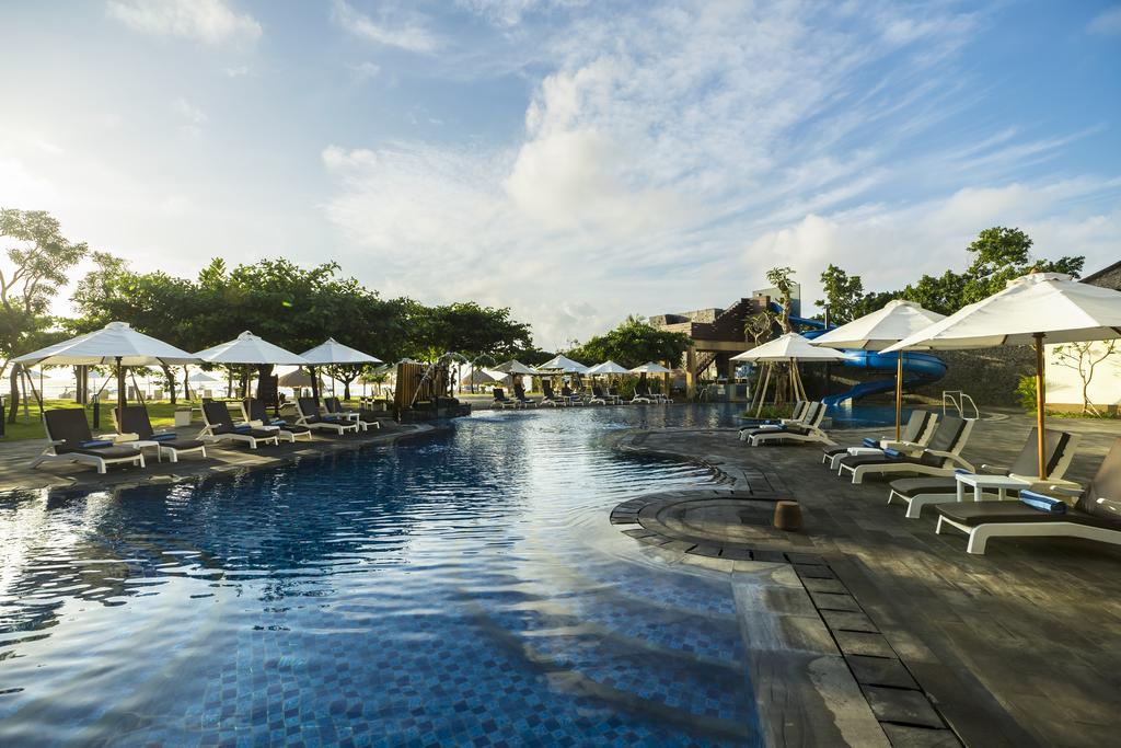 Grand Mirage Resort & Thalasso Bali Nusa Dua (Bali) Exterior foto The pool at the resort
